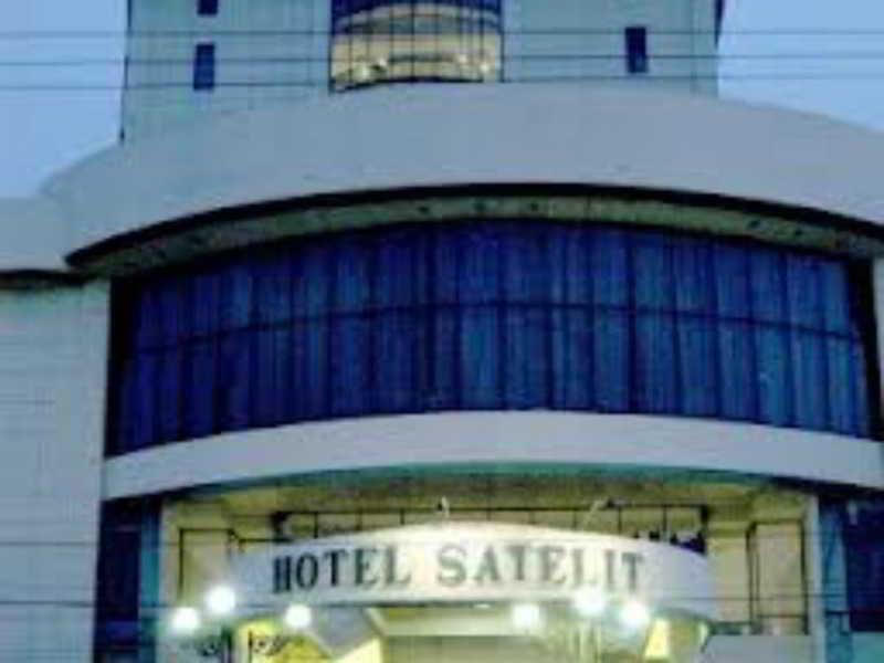 Satelit Hotel Sorabaya Extérieur photo